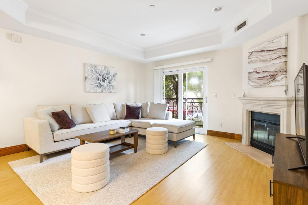 Charming And Stylish In The Heart Of La Los Ángeles