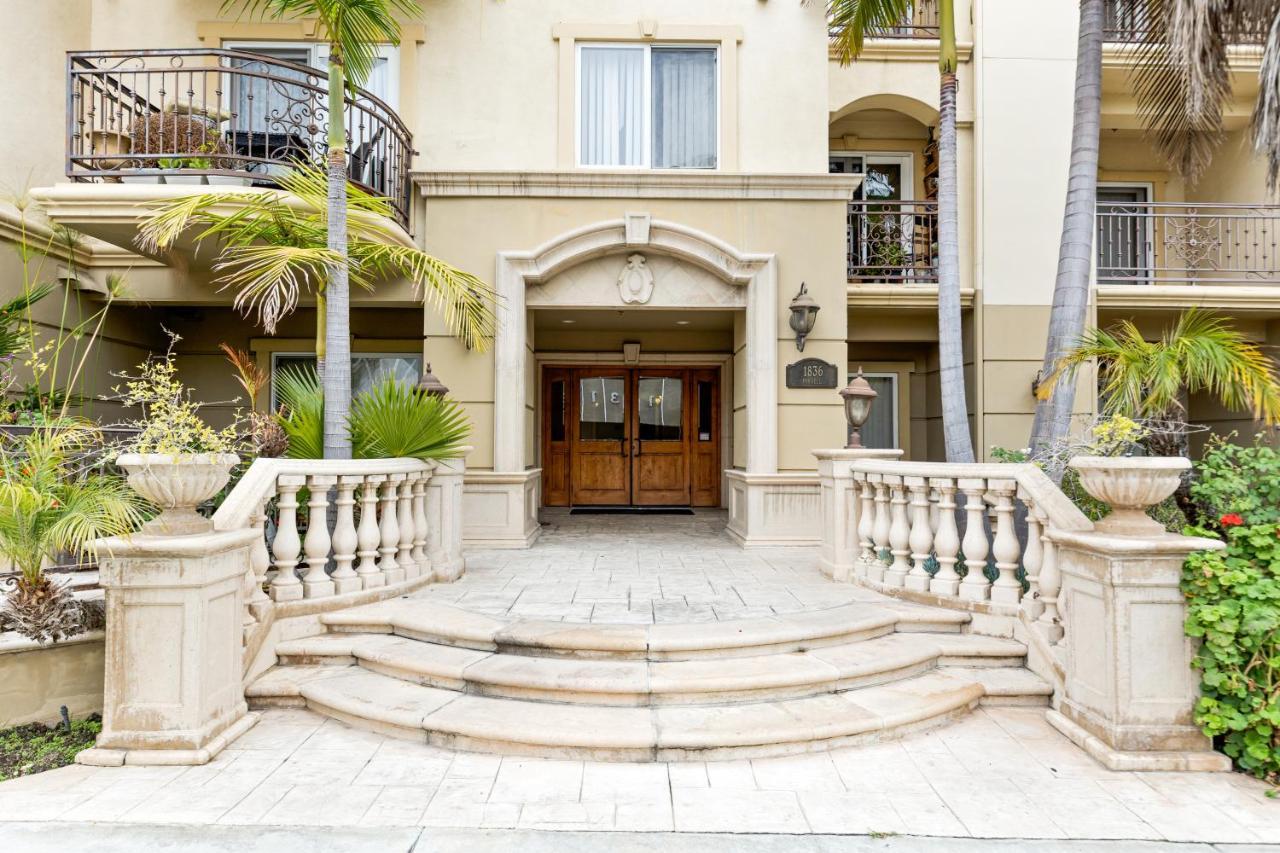 Charming And Stylish In The Heart Of La Apartamento