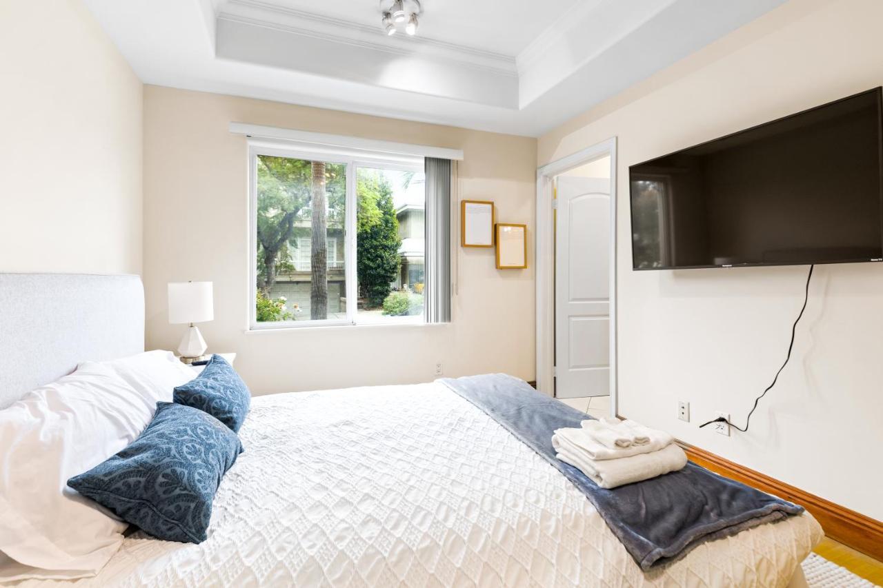 Charming And Stylish In The Heart Of La Los Ángeles