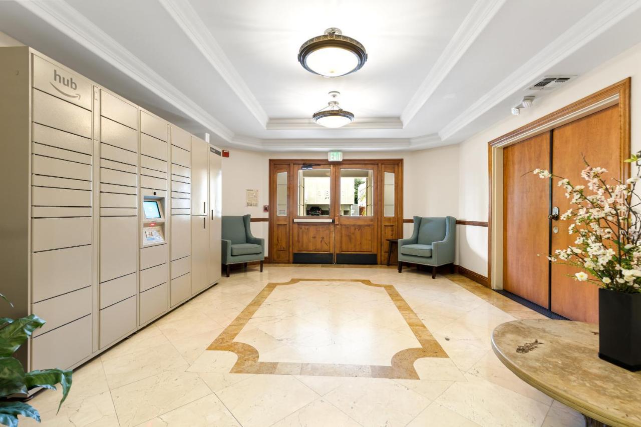 Charming And Stylish In The Heart Of La Apartamento *